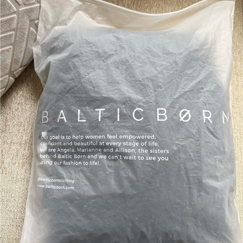 Baltic Born Black Maxi Dress - Picture 7 of 7